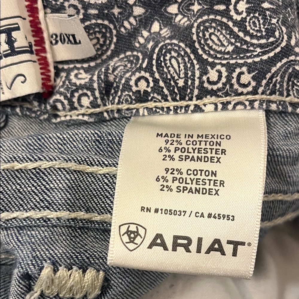 Ariat Women's Blue Jeans - Picture 8 of 9